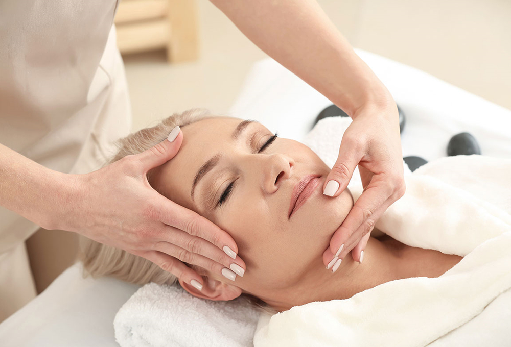 The Shelf Life of Beauty Products: How to Maximize Their Usefulness